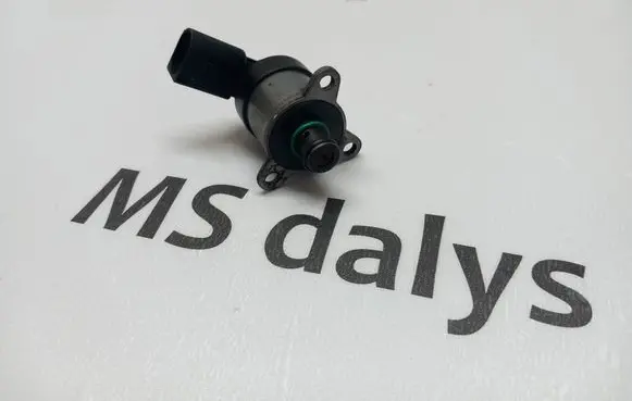 Mercedes-Benz E W211 Fuel pressure sensor 0928400508