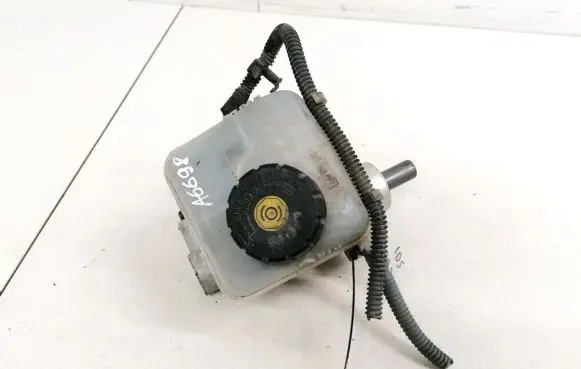 Opel Zafira A Master brake cylinder