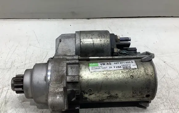 Volkswagen Polo V 6R Starter motor 02T911023S