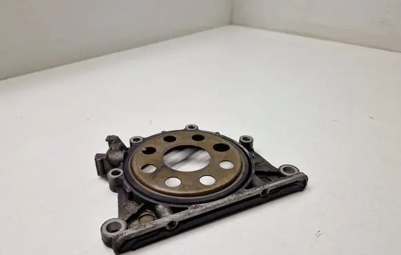 BMW 5 E60 E61 other engine part 7787237