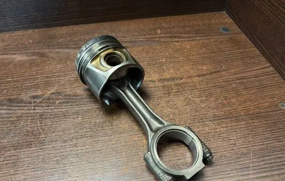 Volkswagen Crafter Piston 03L107065P 03L107065AG