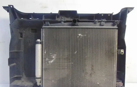 Peugeot 807 Coolant radiator