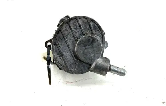 Mercedes-Benz S W220 Vacuum pump A6282300065