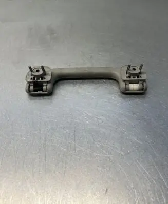 Mercedes-Benz ML W164 Front interior roof grab handle A1648100051