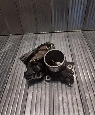 Toyota Corolla E120 E130 Throttle valve 8967221020