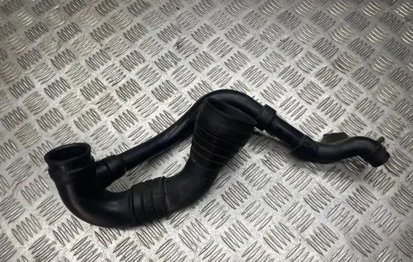 Volkswagen PASSAT B5 Intercooler hose/pipe 8D0129615A