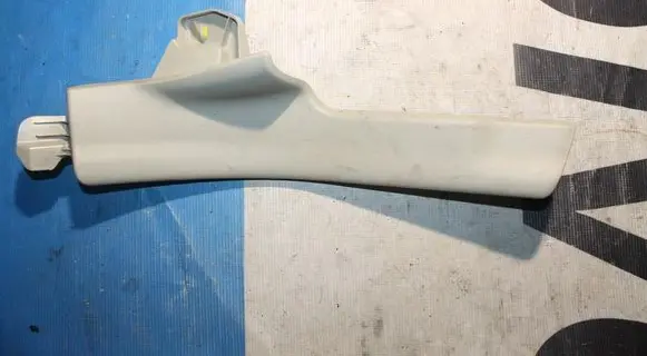 Volvo S60 (C) pillar trim 39802078