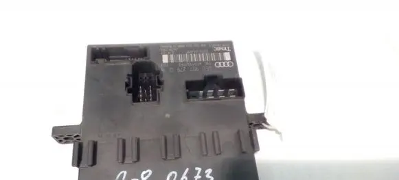 Audi A8 S8 D3 4E Power management control unit 4E0907279Q D2S6J26A0P