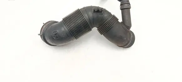 Volkswagen PASSAT B7 Air intake hose/pipe 3C0129654