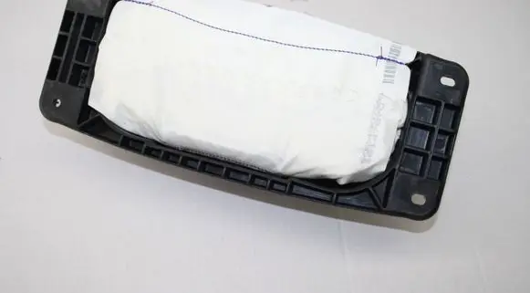 Mercedes-Benz CLA C117 X117 W117 Passenger airbag