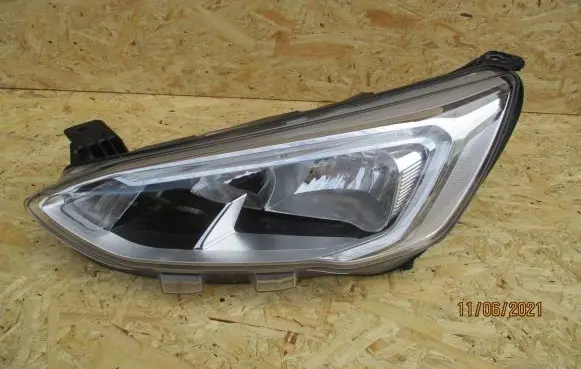 Ford Focus Headlight/headlamp JX7B13W030AE