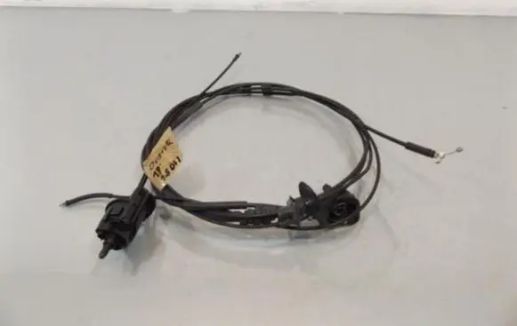 Dacia Duster II Engine bonnet/hood lock release cable 
