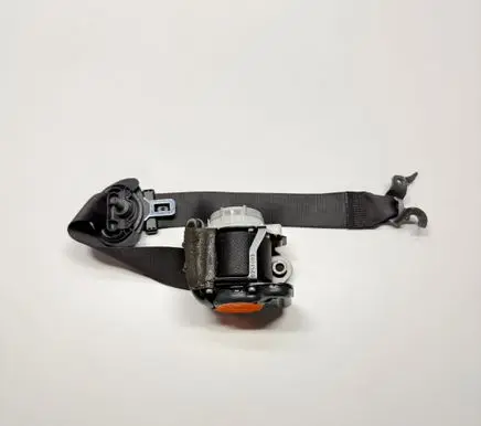 BMW X3 F25 Front seatbelt 7367250