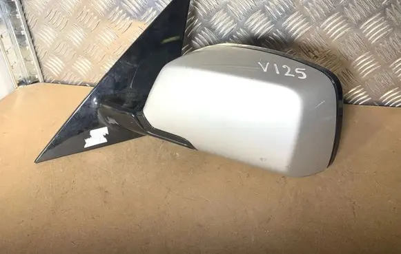 BMW X3 E83 Front door electric wing mirror 0186101