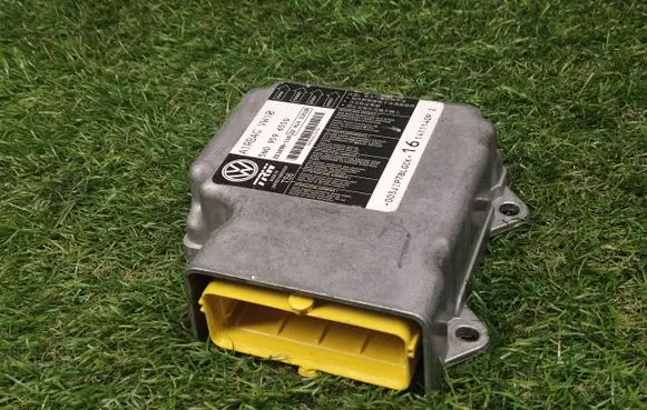Volkswagen PASSAT CC Airbag control unit/module 5N0959655Q