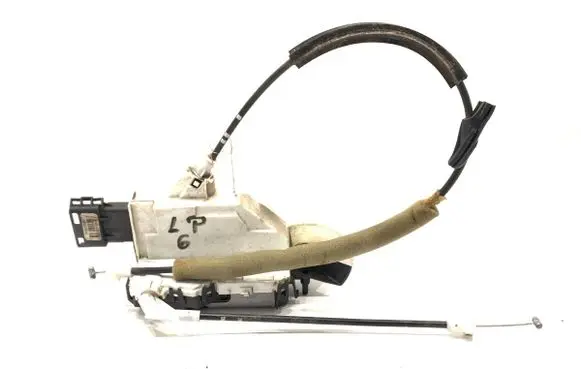Citroen Berlingo Front door lock 828406