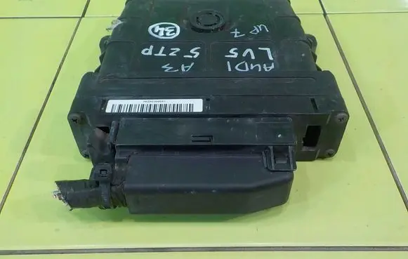 Audi A3 S3 8P Other control units/modules 09G927750DH UP7