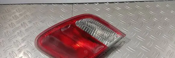 Mercedes-Benz E W210 Tailgate rear/tail lights A2108203864 318502Q3