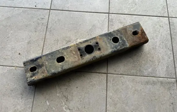 Volkswagen Amarok Gearbox mount 2H0802781