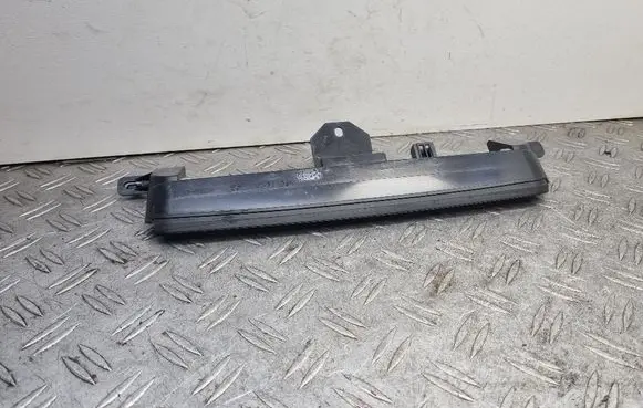Volvo V70 Third/center stoplight 30678549 16511100