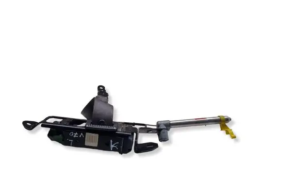 Volvo V70 Front seatbelt 8626244