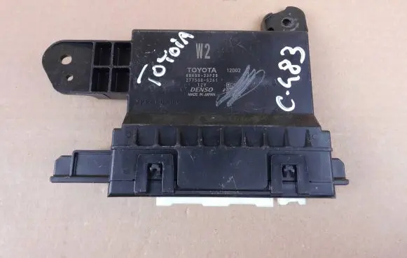 Toyota Camry Air conditioner control unit module 8865033F20