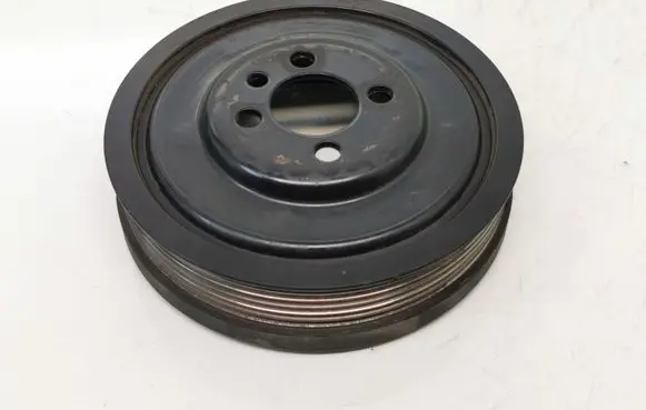 Volkswagen Golf V Crankshaft pulley 03G105245