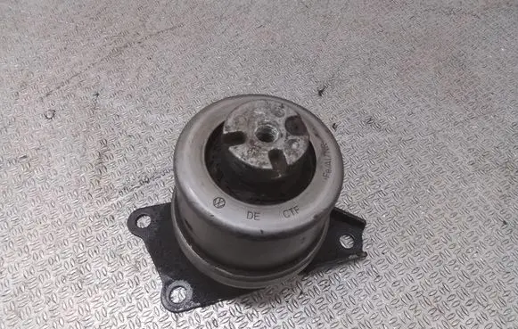 Engine mount bracket