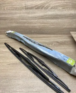 Citroen C5 Windshield/front glass wiper blade 6426XL