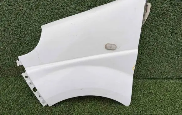 Renault Trafic II (X83) Fender 7782524451