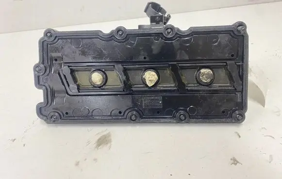 Audi A6 S6 C6 4F Rocker cam cover