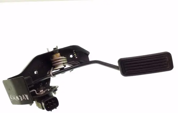 Toyota Avensis T250 Accelerator throttle pedal 8928152021 7811135030
