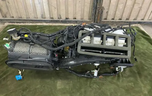 Jeep Grand Cherokee Interior heater climate box assembly 31232312