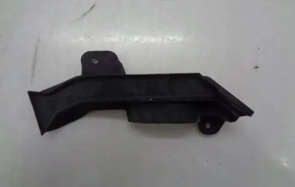 BMW 6 F06 Gran coupe Engine compartment rubber 51767206569