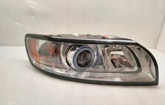 Volvo V50 Headlight/headlamp