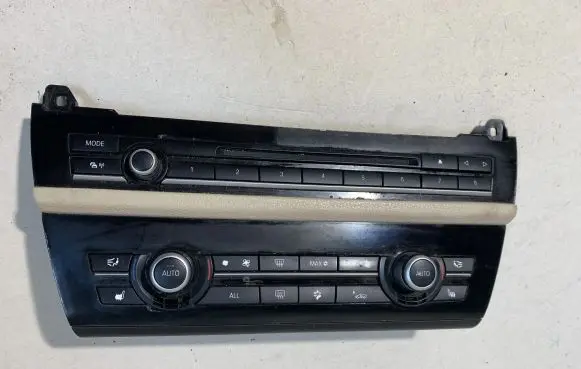 BMW 5 F10 F11 Climate control unit 9241238