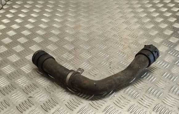 Mercedes-Benz B W246 W242 Engine coolant pipe/hose a6512000182