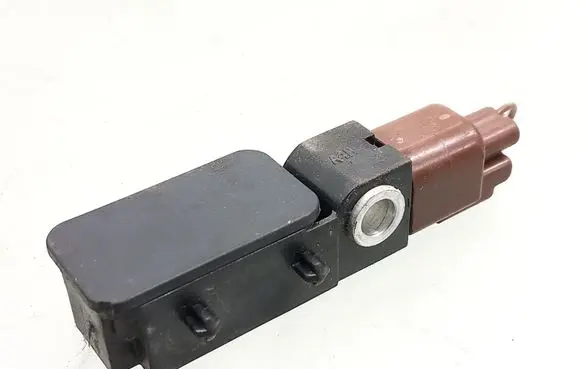 Ford Mondeo Mk III Airbag deployment crash/impact sensor 1S7T14B342AD