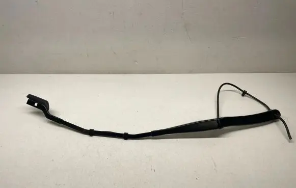 Tesla Model 3 Front wiper blade arm 6004FV4057