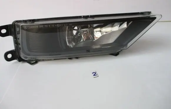 Volkswagen Tiguan Front fog light 5NA941700B