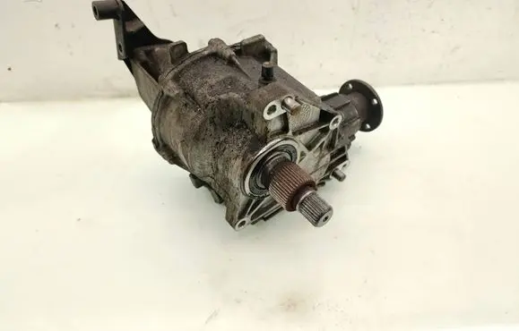 Hyundai Tucson JM Gearbox transfer box case VGT