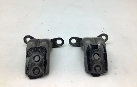 Nissan Leaf II (ZE1) Front door upper hinge A047742