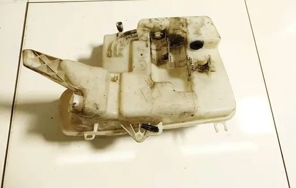 BMW 6 E63 E64 Windshield washer fluid reservoir/tank 61667055349 235576