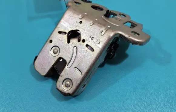 Skoda Octavia Mk3 (5E) Tailgate/trunk/boot lock/catch/latch 5E0827505 IMPRK1436820