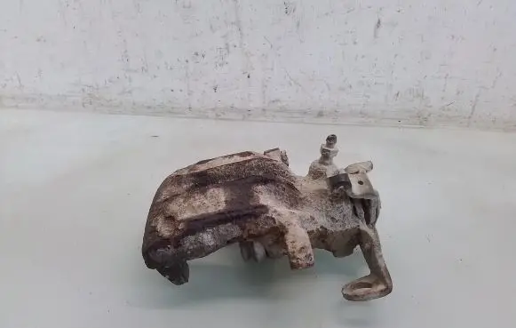 Skoda Octavia Mk1 (1U) Rear brake caliper