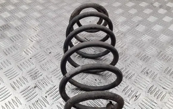Toyota Yaris Rear coil spring