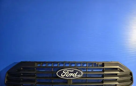 Ford Transit Custom Front grill PZ31-17B968-A