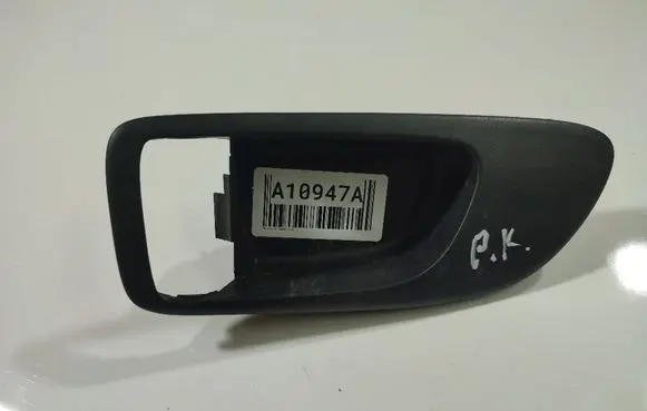 Mazda 3 I Other front door trim element 