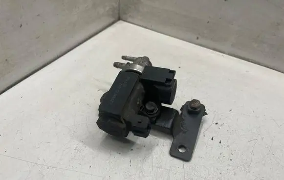 KIA Sorento Turbo solenoid valve 72190316