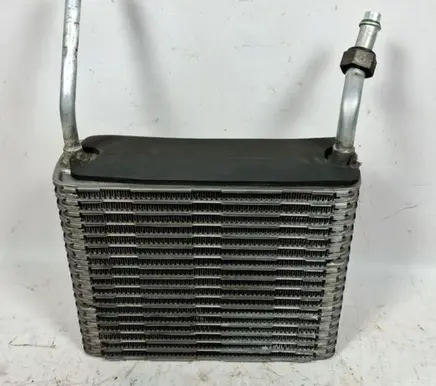 Air conditioning (A/C) radiator (interior)